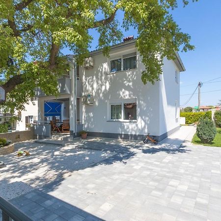 Apartment Carmen Пула Екстер'єр фото
