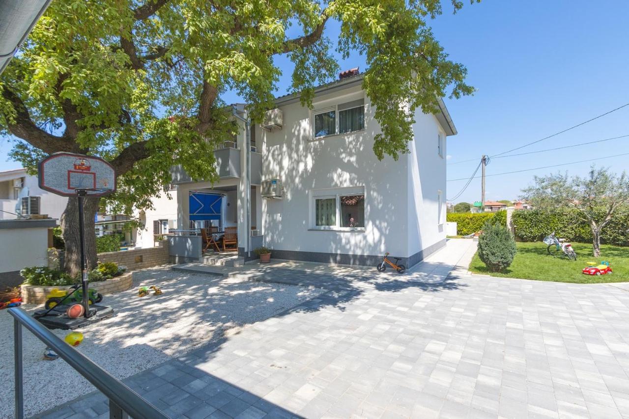 Apartment Carmen Пула Екстер'єр фото