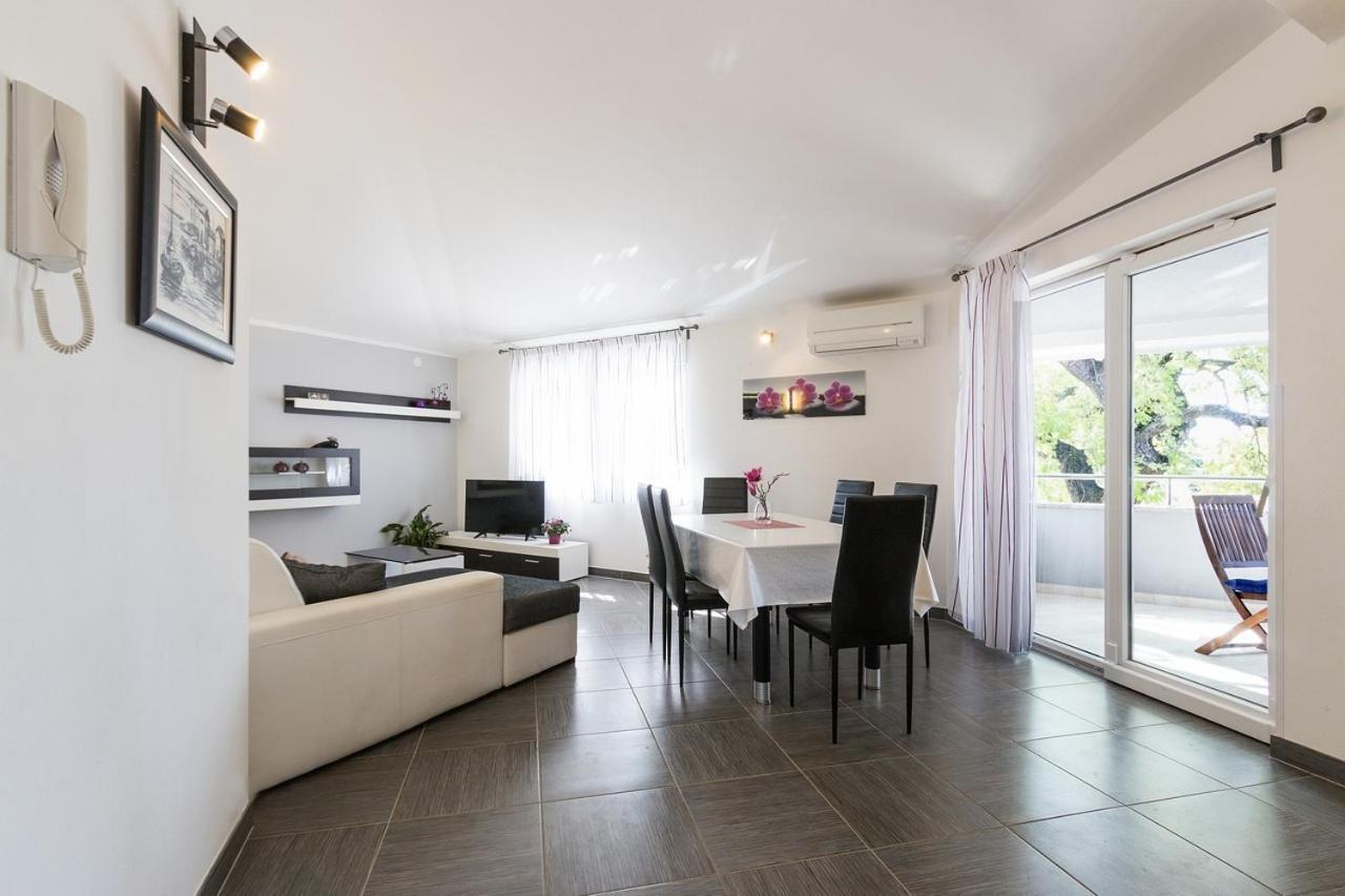 Apartment Carmen Пула Екстер'єр фото