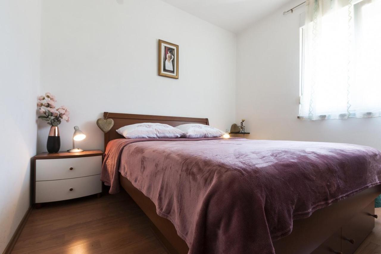 Apartment Carmen Пула Екстер'єр фото