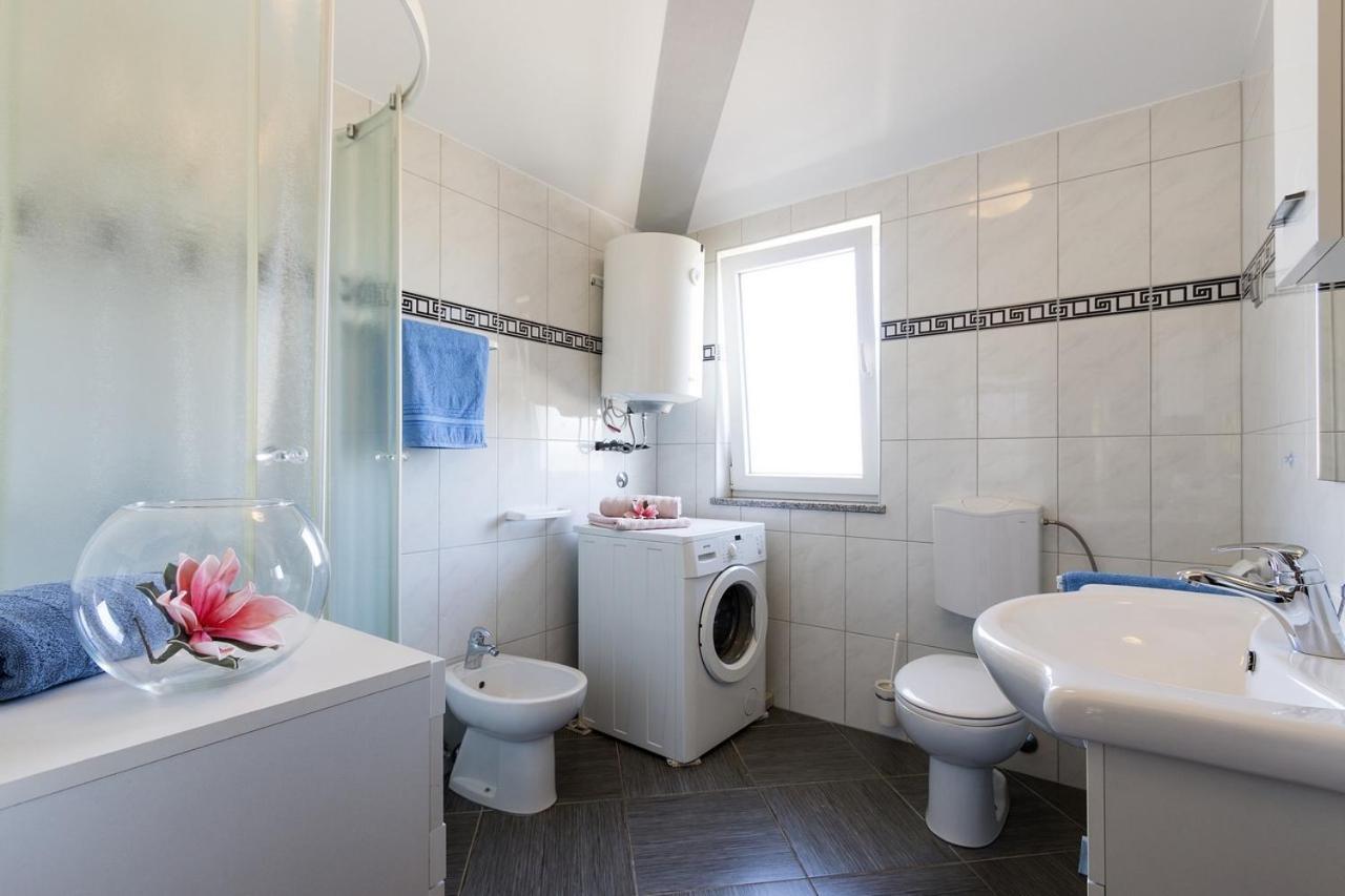 Apartment Carmen Пула Екстер'єр фото