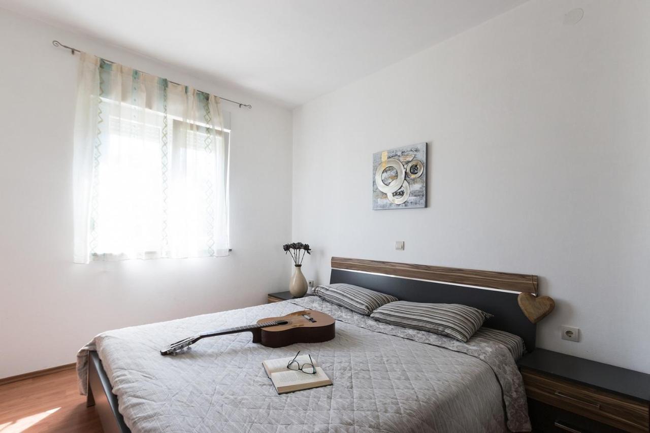 Apartment Carmen Пула Екстер'єр фото