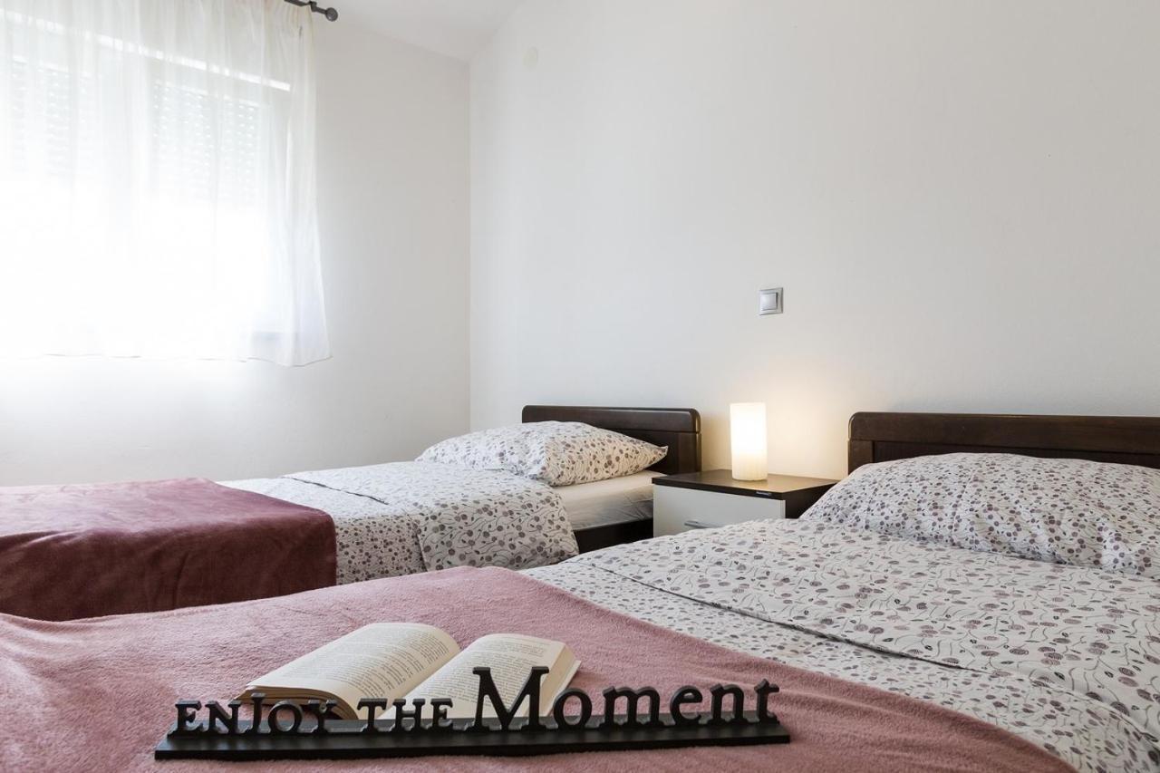 Apartment Carmen Пула Екстер'єр фото