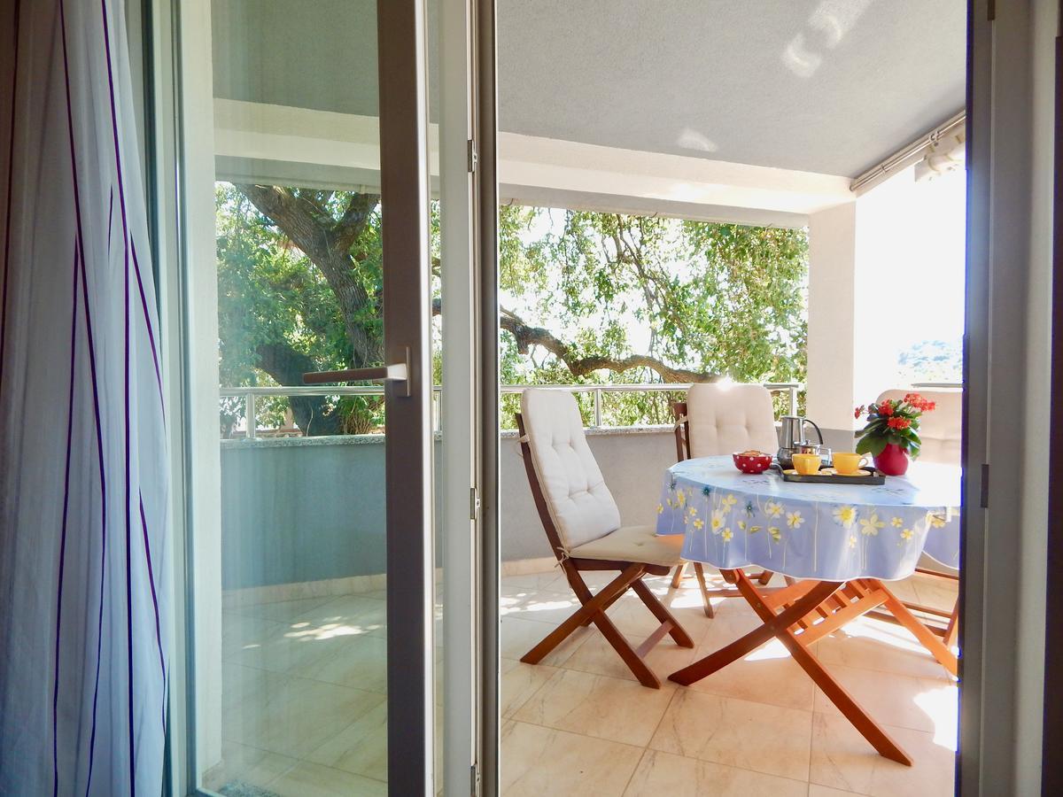 Apartment Carmen Пула Екстер'єр фото